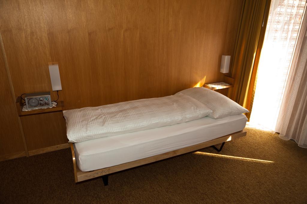 Hotel Garni Simplon Brigerbad 객실 사진